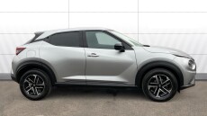Nissan Juke 1.0 DiG-T N-Connecta 5dr DCT Petrol Hatchback